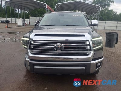 Piąte zdjęcie samochodu w środku: 2018 TOYOTA TUNDRA 1794 EDITION VIN:5TFAW5F17JX763352 - miniatura