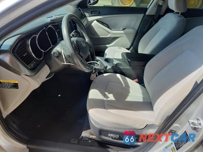 Zdjęcie 7 z 12 samochodu: 2011 KIA OPTIMA LX VIN:KNAGM4A75B5179774 - miniatura