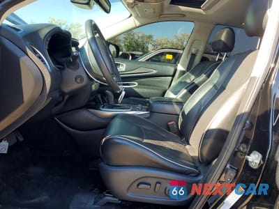 Zdjęcie 7 z 13 samochodu: 2019 INFINITI QX60 LUXE VIN:5N1DL0MM7KC558818 - miniatura