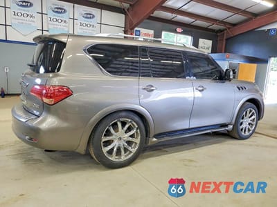 Trzecie zdjęcie samochodu z tyłu: 2017 INFINITI QX80 VIN:JN8AZ2NC4H9431283 - miniatura