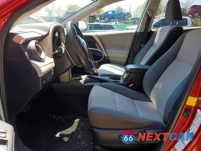 Zdjęcie 7 z 13 samochodu: 2013 TOYOTA RAV4 LE VIN:2T3BFREV4DW025145 - miniatura