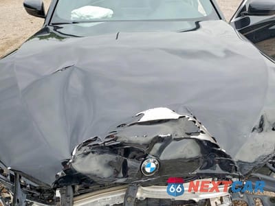 Zdjęcie 11 z 12 samochodu: 2019 BMW 530 I VIN:WBAJA5C50KWW40213 - miniatura