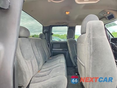 Zdjęcie 10 z 13 samochodu: 2004 CHEVROLET SILVERADO K1500 VIN:2GCEK19T141285353 - miniatura