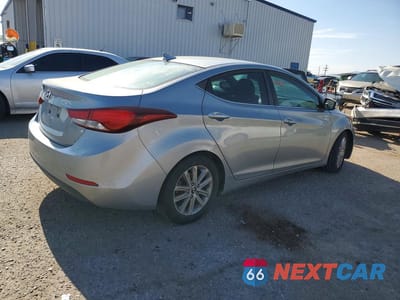 Trzecie zdjęcie samochodu z tyłu: 2016 HYUNDAI ELANTRA VALUE EDITION VIN:KMHDH4AE1GU545960 - miniatura