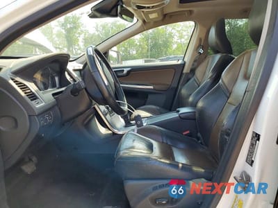 Zdjęcie 7 z 13 samochodu: 2017 VOLVO XC60 T5 DYNAMIC VIN:YV440MDR7H2222680 - miniatura