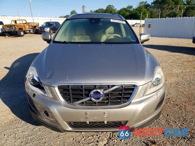 Piąte zdjęcie samochodu w środku: 2013 VOLVO XC60 3.2 VIN:YV4952DZ0D2415789 - miniatura