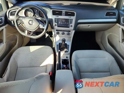 Zdjęcie 8 z 12 samochodu: 2017 VOLKSWAGEN GOLF S VIN:3VW117AU1HM032876 - miniatura