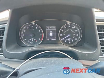 Zdjęcie 9 z 12 samochodu: 2018 HYUNDAI ELANTRA SEL VIN:5NPD84LF4JH315454 - miniatura