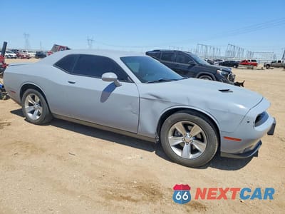 Czwarte zdjęcie samochodu z boku: 2021 DODGE CHALLENGER SXT VIN:2C3CDZAG4MH576763 - miniatura