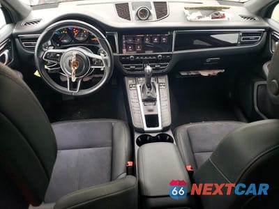 Zdjęcie 8 z 12 samochodu: 2021 PORSCHE MACAN VIN:WP1AA2A53MLB04301 - miniatura