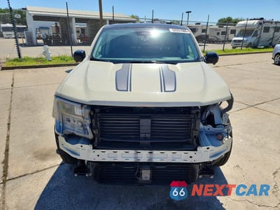 Piąte zdjęcie samochodu w środku: 2025 FORD MAVERICK LARIAT VIN:3FTTW8S32SRB29393 - miniatura