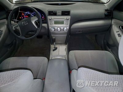 Zdjęcie 8 z 12 samochodu: 2011 TOYOTA CAMRY BASE VIN:4T1BF3EK6BU159132 - miniatura