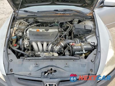 Zdjęcie 11 z 13 samochodu: 2004 HONDA ACCORD EX VIN:1HGCM56834A004573 - miniatura