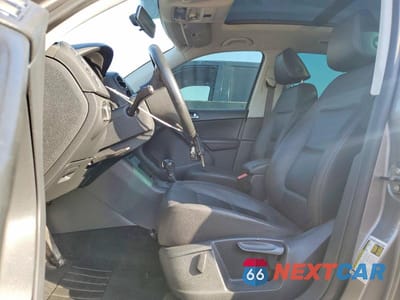 Zdjęcie 7 z 13 samochodu: 2011 VOLKSWAGEN TIGUAN S VIN:WVGAV7AX1BW509259 - miniatura