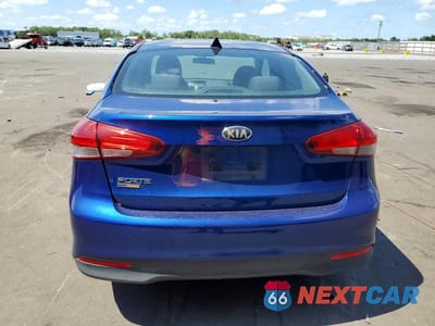 Zdjęcie 6 z 12 samochodu: 2018 KIA FORTE LX VIN:3KPFL4A7XJE196509 - miniatura