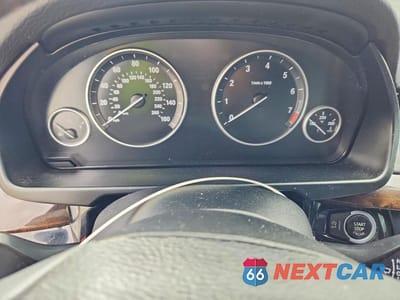 Zdjęcie 9 z 13 samochodu: 2017 BMW X5 XDRIVE35I VIN:5UXKR0C51H0U50417 - miniatura
