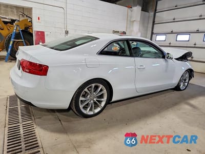 Trzecie zdjęcie samochodu z tyłu: 2014 AUDI A5 PREMIUM PLUS VIN:WAULFAFRXEA070417 - miniatura