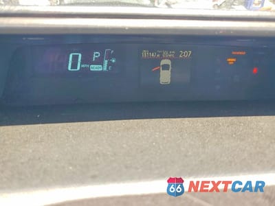 Zdjęcie 9 z 12 samochodu: 2014 TOYOTA PRIUS C THREE VIN:JTDKDTB37E1072773 - miniatura