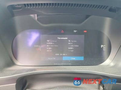 Zdjęcie 9 z 13 samochodu: 2023 VOLVO XC40 RECHARGE PLUS VIN:YV4ED3UL8P2076156 - miniatura