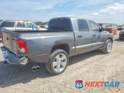 Trzecie zdjęcie samochodu z tyłu: 2006 DODGE DAKOTA QUAD SLT VIN:1D7HE48N26S529559 - miniatura