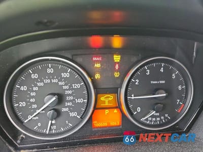 Zdjęcie 9 z 12 samochodu: 2011 BMW 3 SERIES VIN:WBAPK5C56BA660678 - miniatura