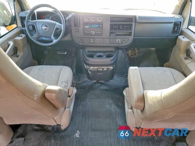 Zdjęcie 8 z 13 samochodu: 2017 GMC SAVANA 2500 CARGO DELIVERY VAN VIN:1GTW7AFF5H1139828 - miniatura