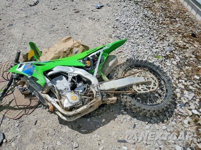 Trzecie zdjęcie samochodu z tyłu: 2026 KAWASAKI KX252 C VIN:JKBKXTEC6TA009654 - miniatura