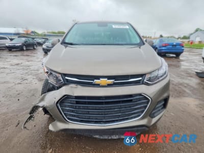 Piąte zdjęcie samochodu w środku: 2021 CHEVROLET TRAX LS VIN:KL7CJKSB0MB331866 - miniatura