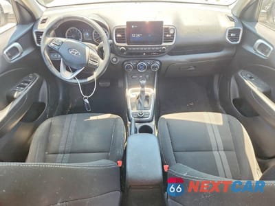 Zdjęcie 8 z 12 samochodu: 2021 HYUNDAI VENUE SEL VIN:KMHRC8A37MU083734 - miniatura