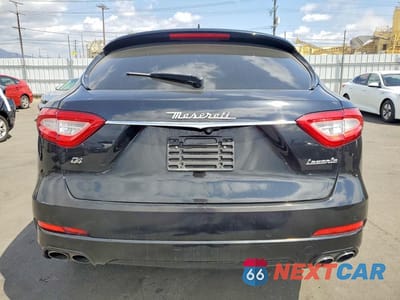 Zdjęcie 6 z 13 samochodu: 2019 MASERATI LEVANTE VIN:ZN661XUA6KX322668 - miniatura