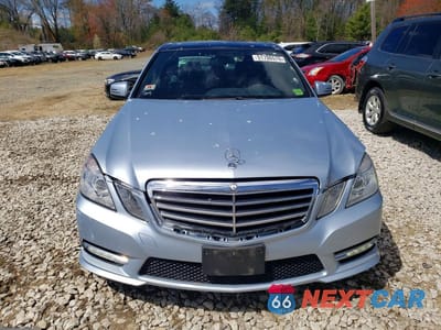Piąte zdjęcie samochodu w środku: 2013 MERCEDES-BENZ E 350 4MATIC VIN:WDDHF8JB9DA672919 - miniatura