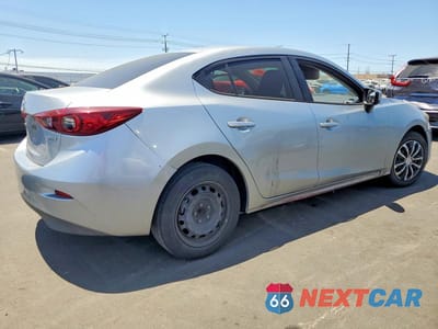 Trzecie zdjęcie samochodu z tyłu: 2017 MAZDA 3 SPORT VIN:3MZBN1U77HM116860 - miniatura