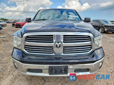 Piąte zdjęcie samochodu w środku: 2016 RAM 1500 SLT VIN:1C6RR6LT0GS233386 - miniatura