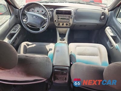 Zdjęcie 8 z 12 samochodu: 2002 FORD EXPLORER SPORT TRAC VIN:1FMZU67EX2UC99309 - miniatura