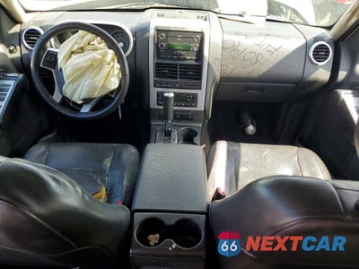 Zdjęcie 8 z 13 samochodu: 2008 MERCURY MOUNTAINEER LUXURY VIN:4M2EU47E08UJ13772 - miniatura