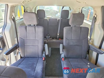 Zdjęcie 10 z 13 samochodu: 2011 DODGE GRAND CARAVAN MAINSTREET VIN:2D4RN3DGXBR616432 - miniatura