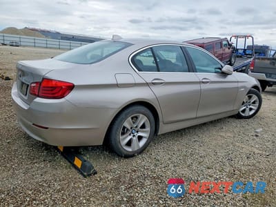 Trzecie zdjęcie samochodu z tyłu: 2013 BMW 528 I VIN:WBAXG5C51DDY37026 - miniatura