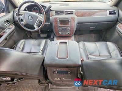 Zdjęcie 8 z 13 samochodu: 2008 GMC YUKON XL DENALI VIN:1GKFK66828J239323 - miniatura