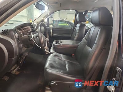 Zdjęcie 7 z 13 samochodu: 2007 CHEVROLET SILVERADO K1500 VIN:1GCFK19Y47Z549127 - miniatura