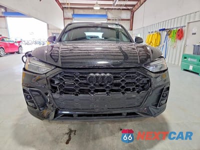 Piąte zdjęcie samochodu w środku: 2024 AUDI Q5 PREMIUM 45 VIN:WA1GAAFY8R2114757 - miniatura