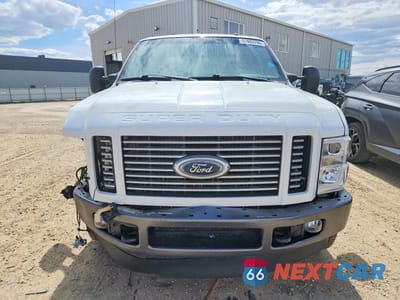 Piąte zdjęcie samochodu w środku: 2010 FORD F350 SUPER DUTY VIN:1FTWW3BR8AEA30373 - miniatura