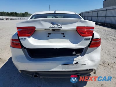 Zdjęcie 6 z 12 samochodu: 2017 JAGUAR XE PREMIUM VIN:SAJAJ4BV8HA975404 - miniatura