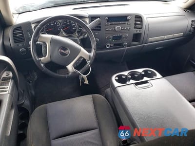 Zdjęcie 8 z 12 samochodu: 2011 GMC SIERRA K1500 SLE VIN:3GTP2VE3XBG108617 - miniatura
