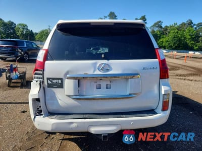 Zdjęcie 6 z 13 samochodu: 2013 LEXUS GX 460 VIN:JTJBM7FX3D5050892 - miniatura