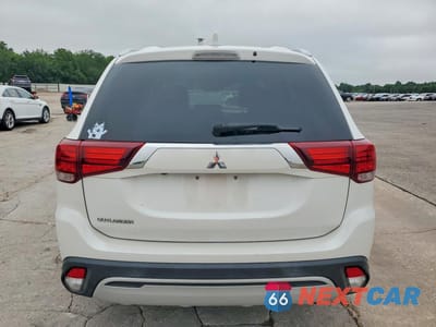 Zdjęcie 6 z 13 samochodu: 2020 MITSUBISHI OUTLANDER SE VIN:JA4AZ3A33LZ026980 - miniatura