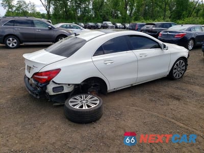 Trzecie zdjęcie samochodu z tyłu: 2018 MERCEDES-BENZ CLA 250 4MATIC VIN:WDDSJ4GB2JN514950 - miniatura