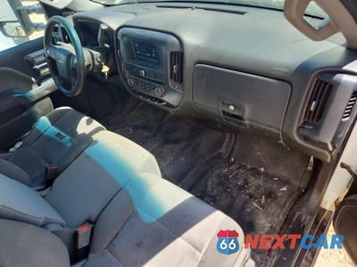 Zdjęcie 8 z 13 samochodu: 2018 CHEVROLET SILVERADO K3500 VIN:1GB3KYCG2JF115653 - miniatura