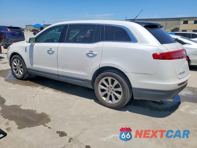 Drugie zdjęcie samochodu z przodu: 2013 LINCOLN MKT VIN:2LMHJ5FK0DBL51839 - miniatura