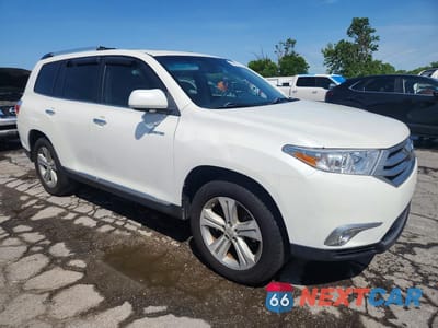 Czwarte zdjęcie samochodu z boku: 2012 TOYOTA HIGHLANDER LIMITED VIN:5TDYK3EH3CS083163 - miniatura