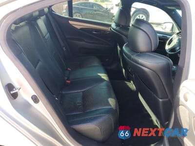 Zdjęcie 10 z 12 samochodu: 2013 LEXUS LS 460 VIN:JTHBL5EF2D5114549 - miniatura